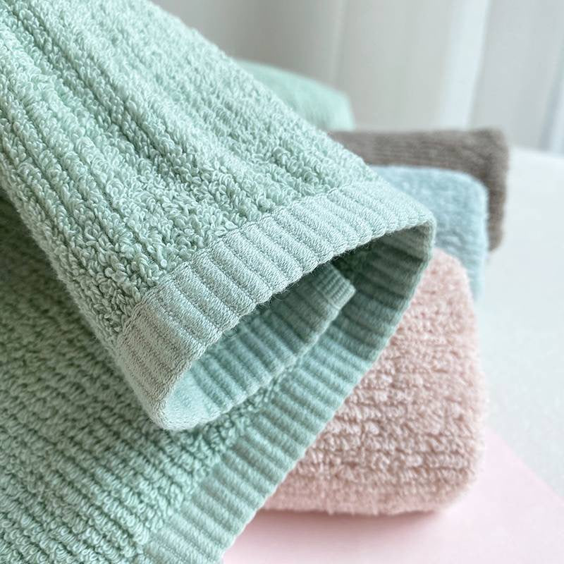 Skin-friendly Cotton Towel / A Set of 4 PCS